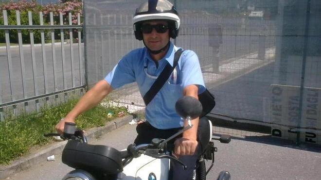 Morto il motociclista di 45 anni ferito nello scontro a Massa