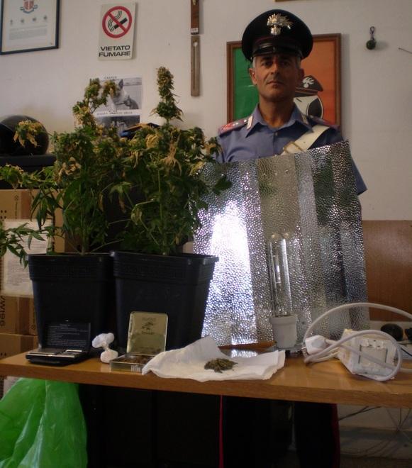 Spacciatore arrestato, vendeva droga ai ragazzi