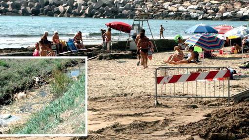 Liquami, proteste a Vada per le fogne a cielo aperto