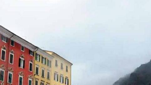 Spettacolo di danza in piazza Alberica