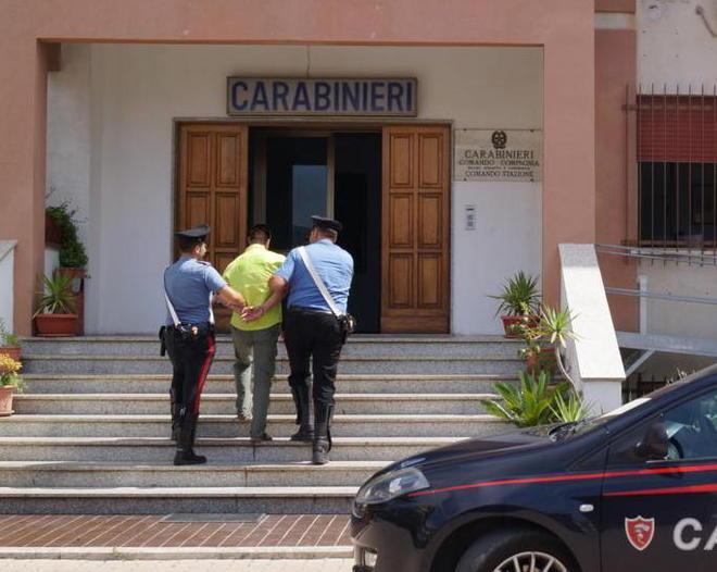 Rubano in quattro appartamenti dell’isola, arrestati dai carabinieri 