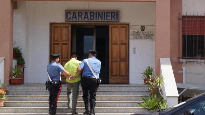 Rubano in quattro appartamenti dell’isola, arrestati dai carabinieri