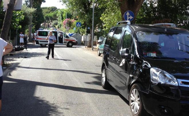 Muore in scooter a 14 anni 