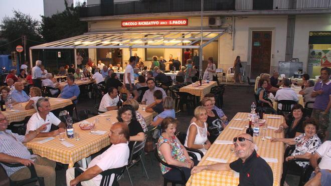 Torna la “cena dei poveri” al circolo di San Paolo