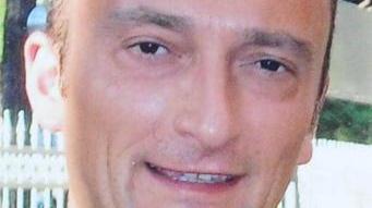 Insegnante cade in un burrone e muore
