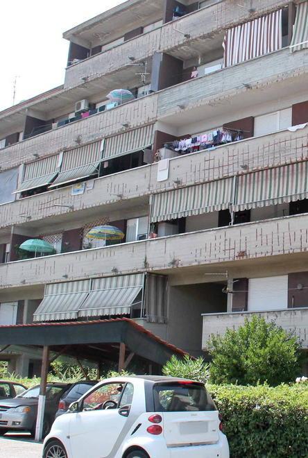Le case di via Lenci cadono a pezzi