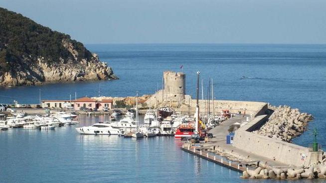Via libera al porto di Marciana Marina