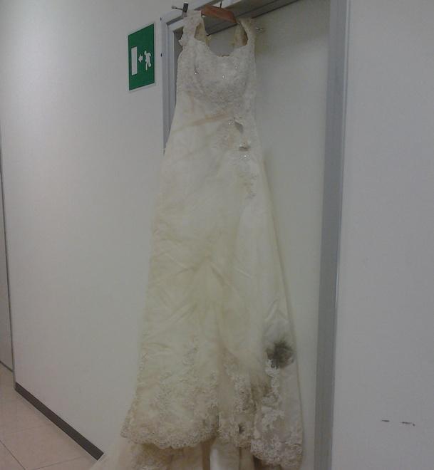 Abito da sposa abbandonato 