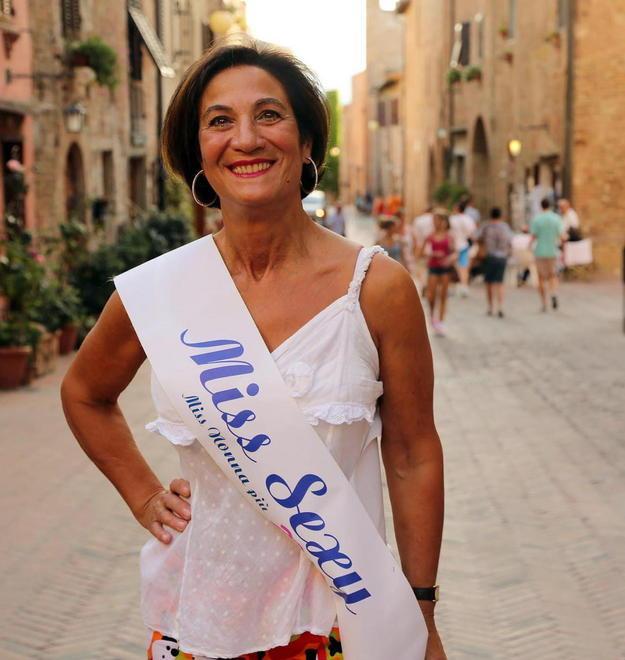 Balla, va in palestra e fa anche trekking la miss Nonna sexy 