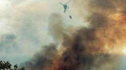 Fiamme sulle colline di San Piero