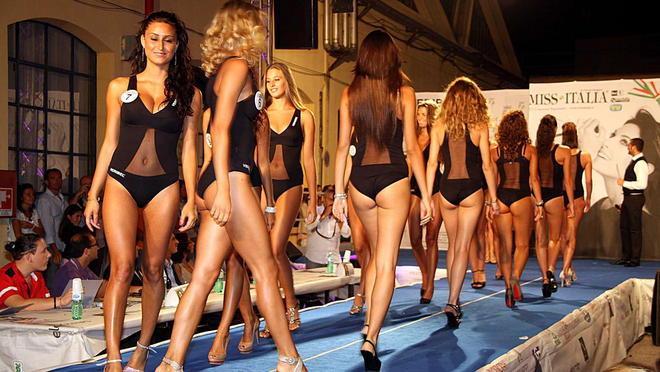 Miss Eleganza: reginette a caccia della fascia