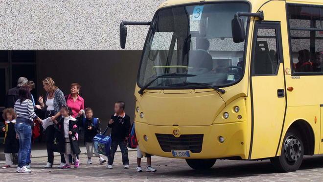 Protesta e sciopero alla Falaschi Autisti senza quattordicesima