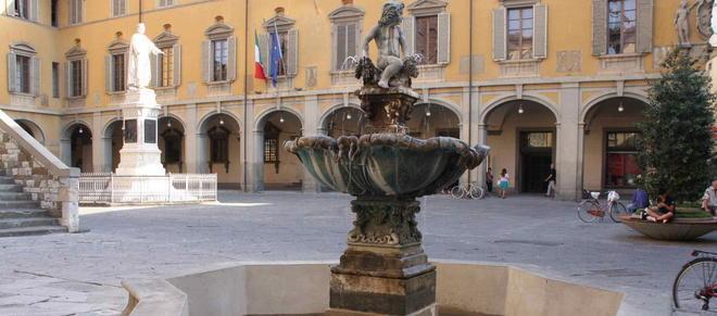 Conclusi i lavori alla fontana del Bacchino 