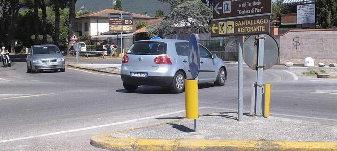 «Rotatoria all’incrocio-labirinto» 