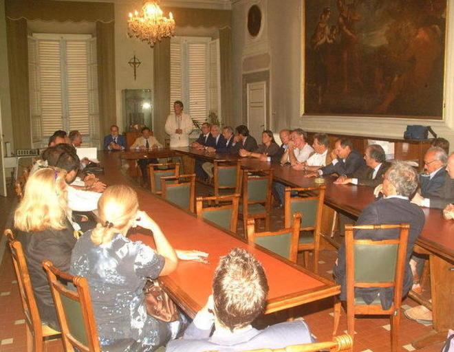 La Provincia vende gli alloggi in piazza Guidiccioni