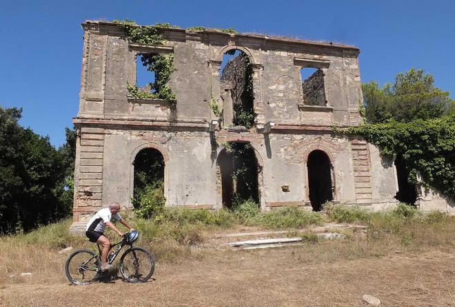Villa Belvedere, quel rudere che emana fascino 