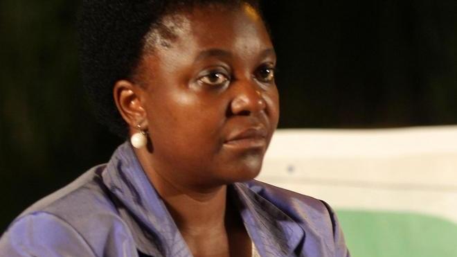 Prato razzista Kyenge replica e condanna i reati cinesi