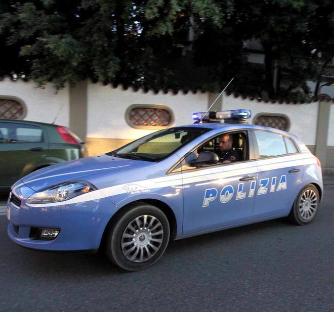 Ruba gioielli per 70mila euro 