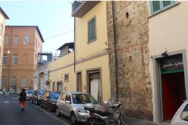 Apre il nuovo sexy shop, è accanto all’ingresso delle scuole 