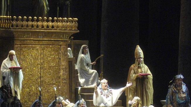 Lirica, prosa e tanta comicità negli appuntamenti del teatro Verdi