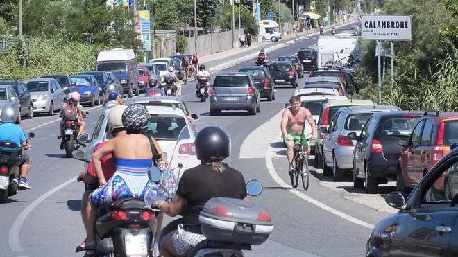 A Calambrone serve un sottopasso contro le code di auto