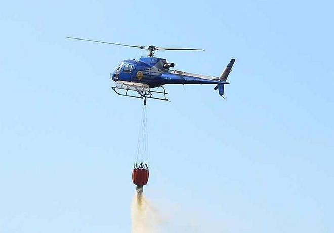 Incendio minaccia le case di Orbicciano