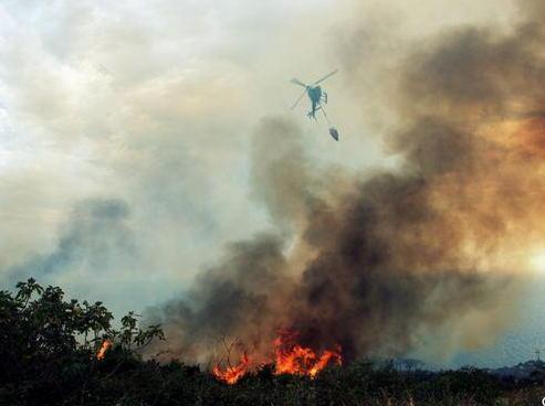 Niente squadra aggiuntiva, vigili del fuoco in difficoltà