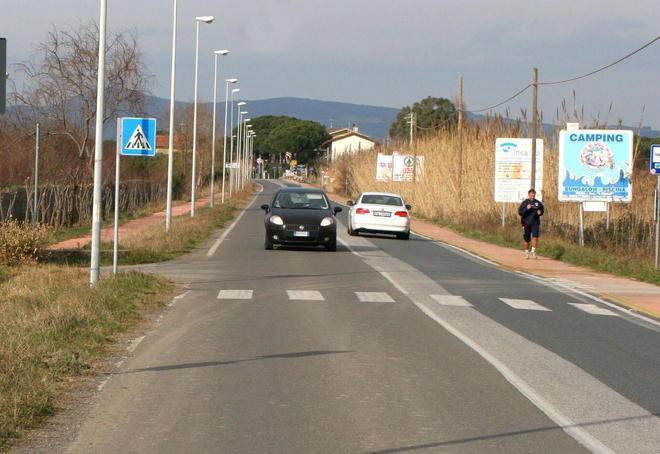 «Strada al buio e auto che sfrecciano» 