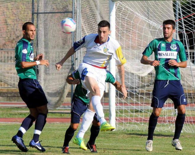 Carrarese sterile, solo 0-0 con il Chiavari 