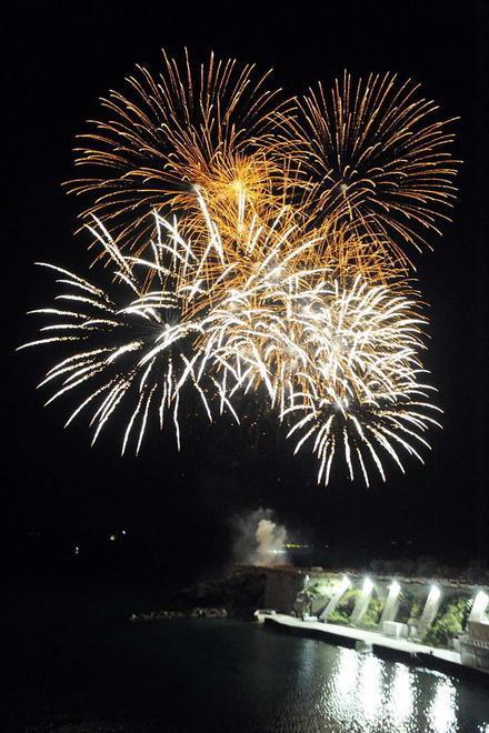 Fuochi d’artificio a Marina di Carrara 