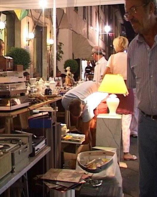 Scattano i divieti in centro per le “Follie d’altri tempi”