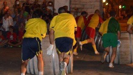 Domani torna la corsa delle botti