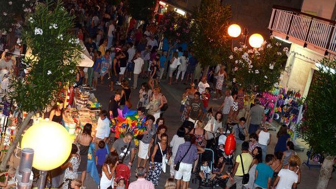 «Schiamazzi autorizzati» Notte bianca, è polemica