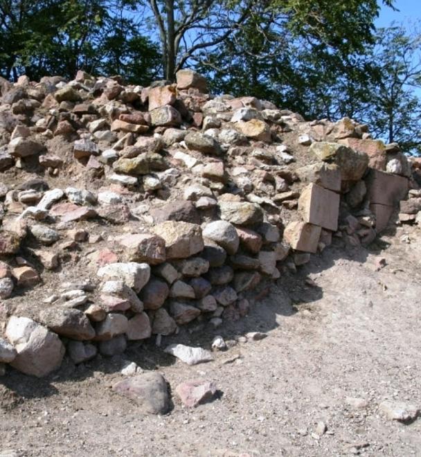 Al Museo nuova formella con la Vergine 