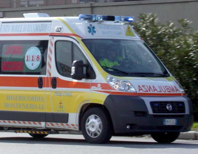 Rubata una radio alla Misericordia di Montenero e una cittadina fa una donazione per ricomprarla 