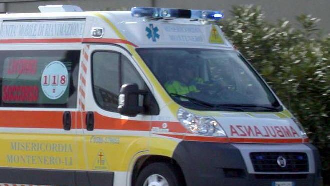 Rubata una radio alla Misericordia di Montenero e una cittadina fa una donazione per ricomprarla