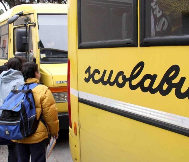 «Il bando per gli scuolabus non convince»