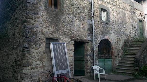 Via ai lavori sull’edificio danneggiato dal terremoto