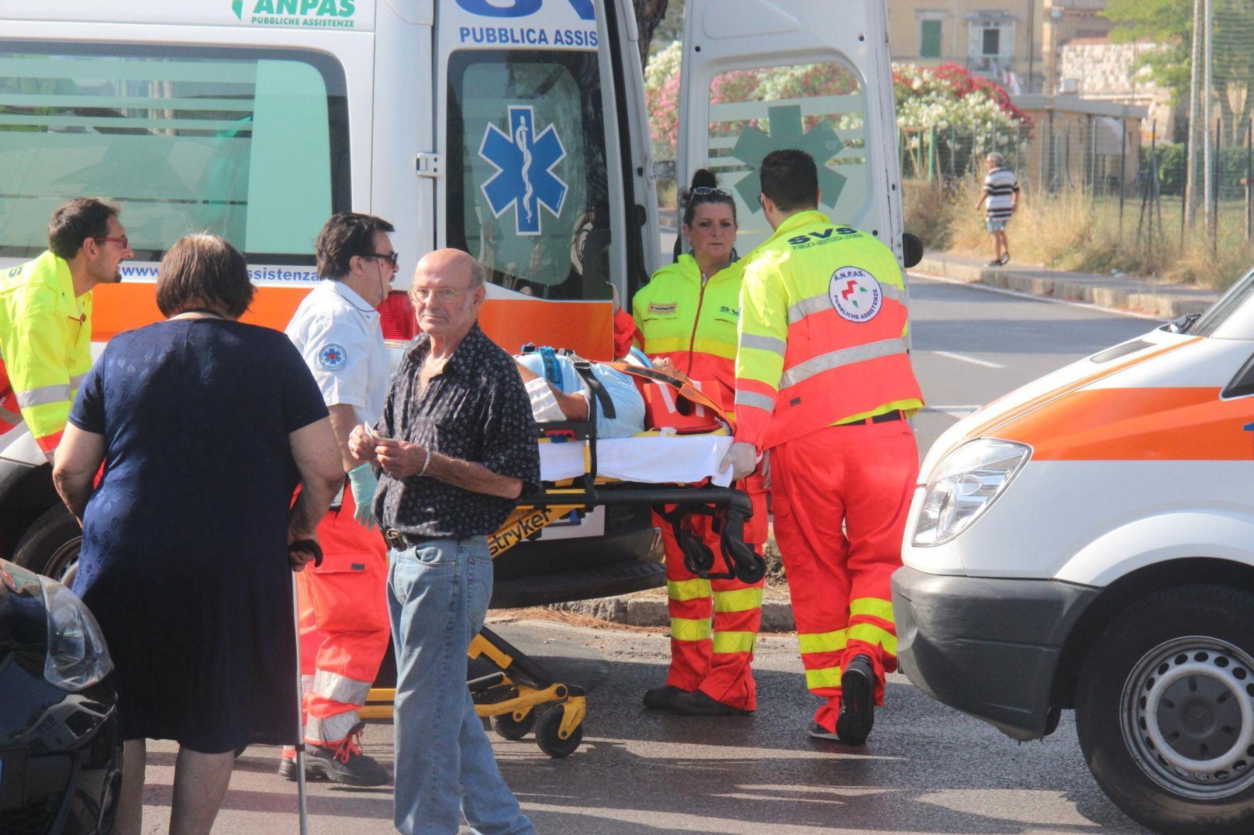 Tragedia a Calambrone: muore mentre fa il bagno in piscina 