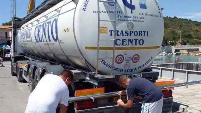 L’acquedotto si rompe Tutta la provincia a secco