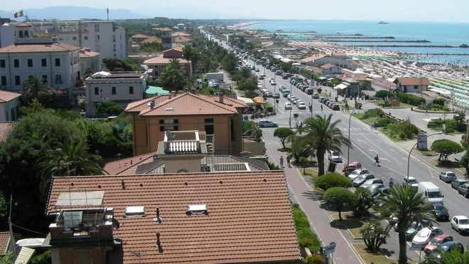 Arabe, giovani e ricche a caccia di ville a Cinquale