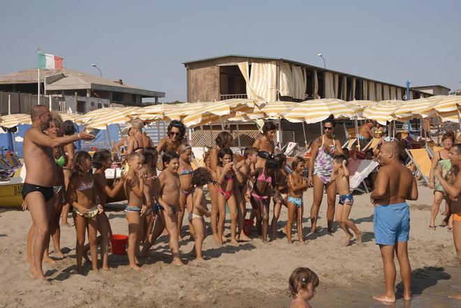 Ferragosto da tradizione con giochi e tornei in spiaggia 