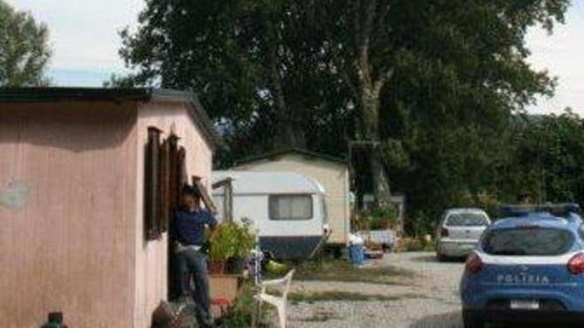 Controlli ai campi nomadi con l’ausilio dell’elicottero