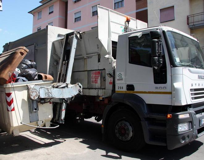 Settimana di Ferragosto: la città si è svuotata, lo dicono i rifiuti 