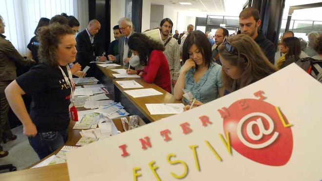 Internet Festival cerca idee per web series