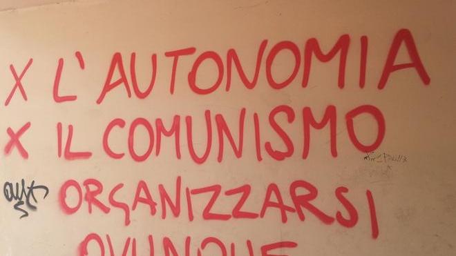 Prato, degrado e incuria nella stazione di Borgonuovo