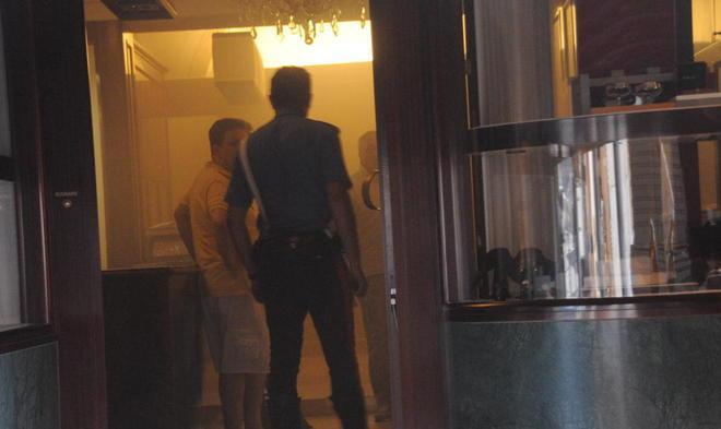 Gioielleria Capone, allarme con fumogeni
