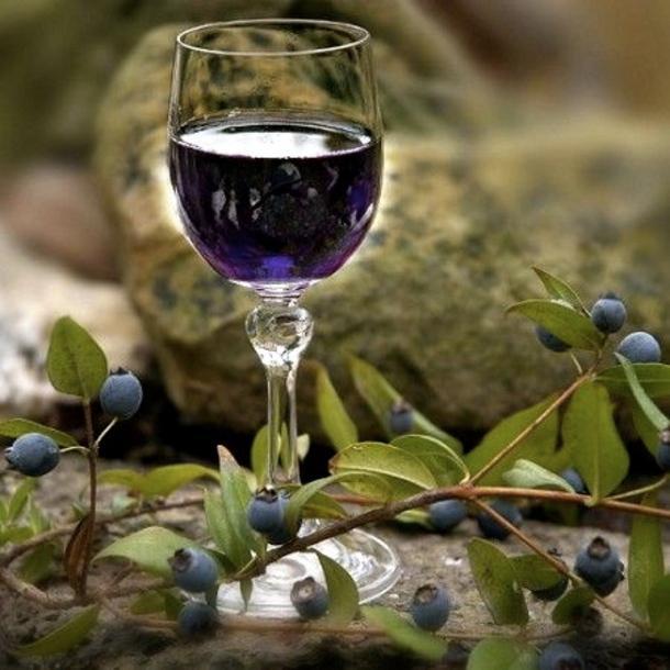 Mirto, il bicchiere che profuma di Sardegna 