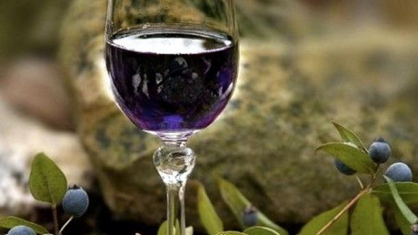 Mirto, il bicchiere che profuma di Sardegna 