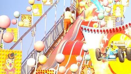 Luna park, camion e nomadi: una terra senza padroni